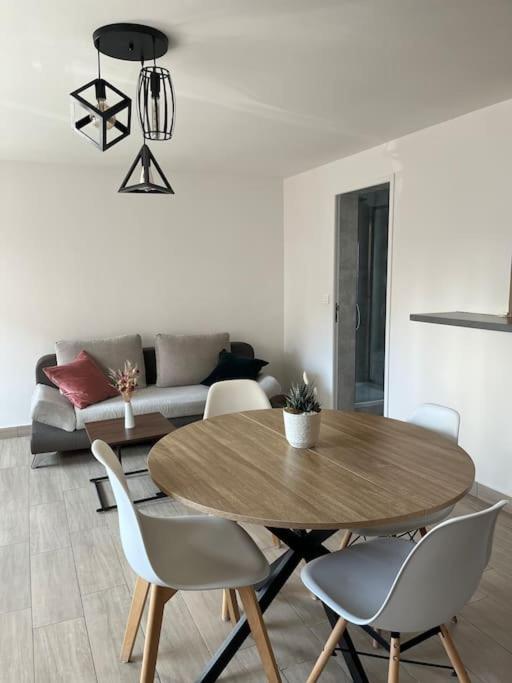 Charmant Appartement Au Coeur De Buhl Экстерьер фото